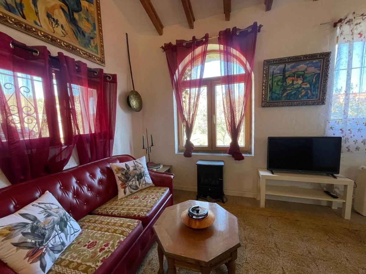 Casa Fidelina II Miraflores De La Sierra Bagian luar foto