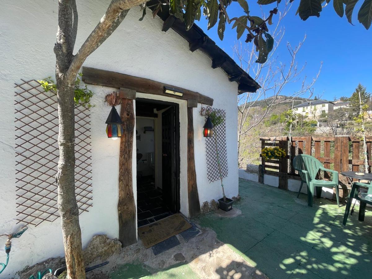 Casa Fidelina II Miraflores De La Sierra Bagian luar foto