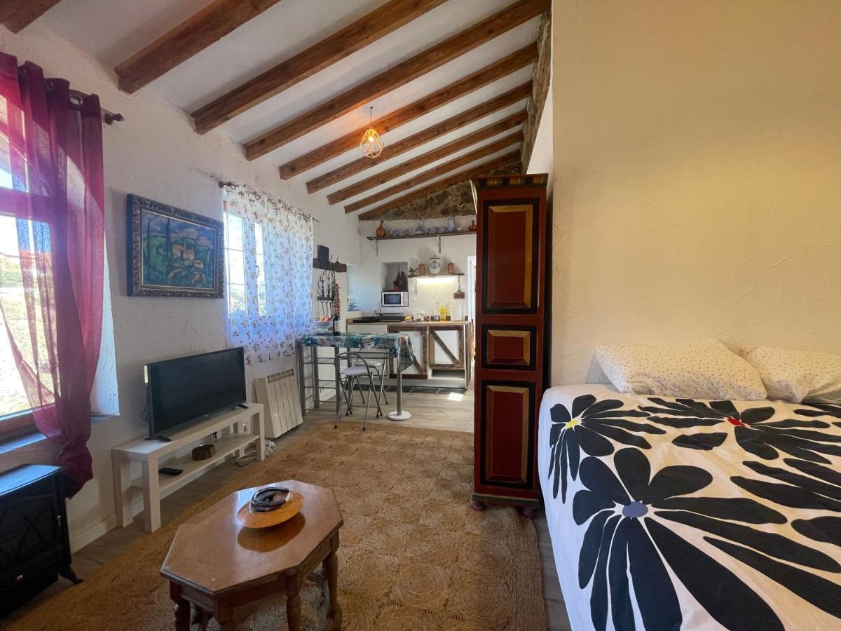 Casa Fidelina II Miraflores De La Sierra Bagian luar foto