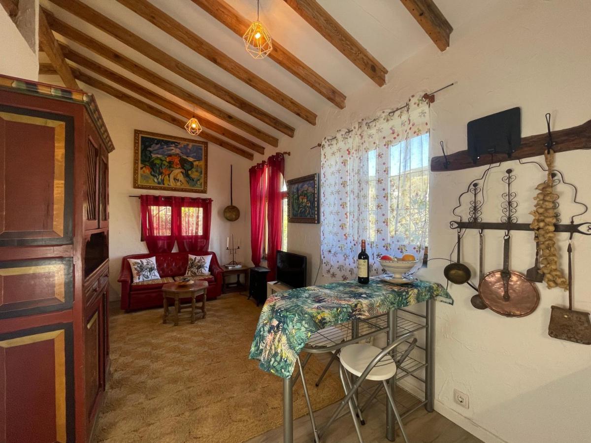 Casa Fidelina II Miraflores De La Sierra Bagian luar foto